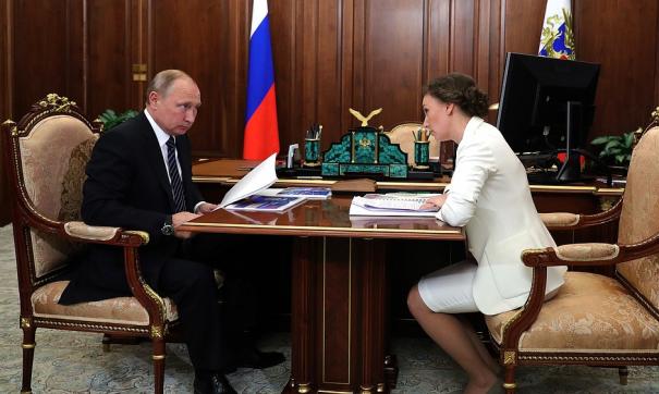 Беседа касалась наиболее важных моментов, касаемых защиты, образование и воспитания детей