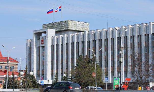 Единого мнения у слухмейкеров нет