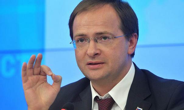 Мединский пожаловался на «нездоровый либерализм» худруков театров