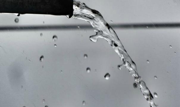 вода
