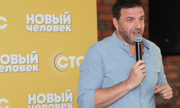 Виторган пригласил всех влюбленных пойти в кино послушать стихи