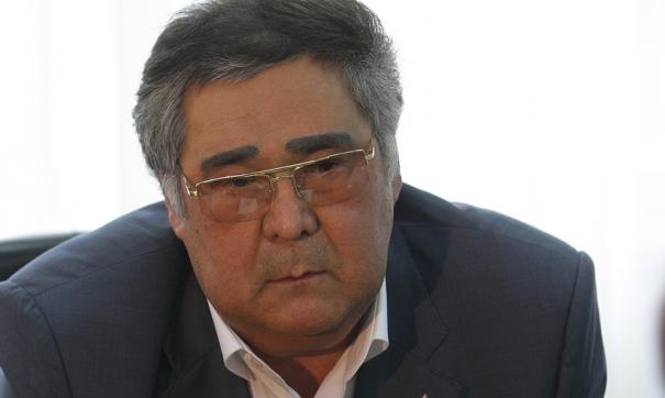 Когда портрет Амана Тулеева вернется на место – неизвестно