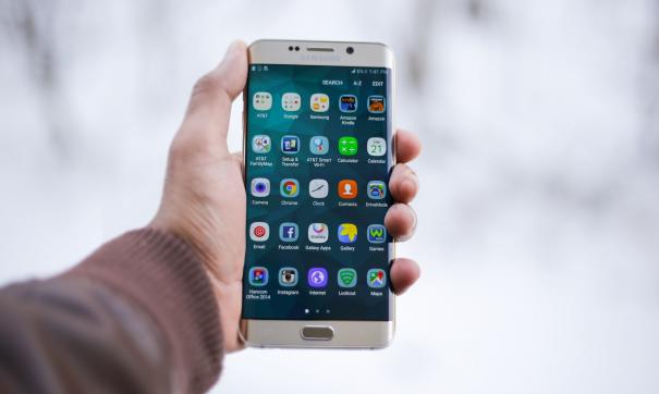 Samsung заподозрили в координации цен на смартфоны
