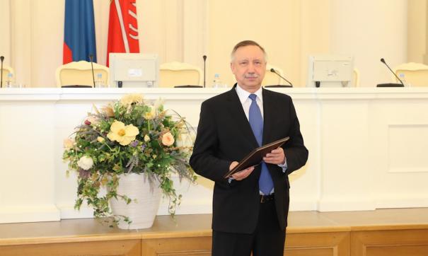 Александр Беглов поздравил финалистов