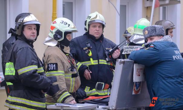 В подвале телецентра в Москве идет пожар