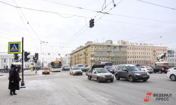 Петербургская полиция подтвердила, что виновник аварии на Невском был под действием веселящего газа и алкоголя