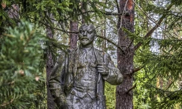 В Омске сожгли полное собрание сочинений Ленина