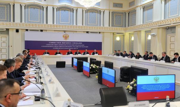 В Ижевске прошло заседание совета ПФО на тему поддержки молодежи округа
