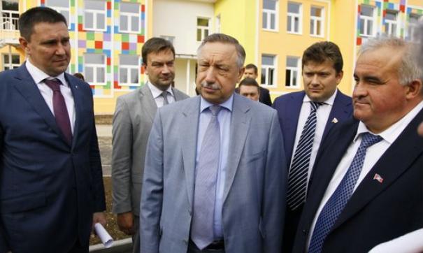 Глава города проверил отремонтированный роддом №10 и анонсировал городскую программу поддержки семей с детьми.