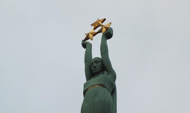 В сегодняшнем шествии латышских легионеров Ваффен СС в Риге приняло участие более 1000 человек.