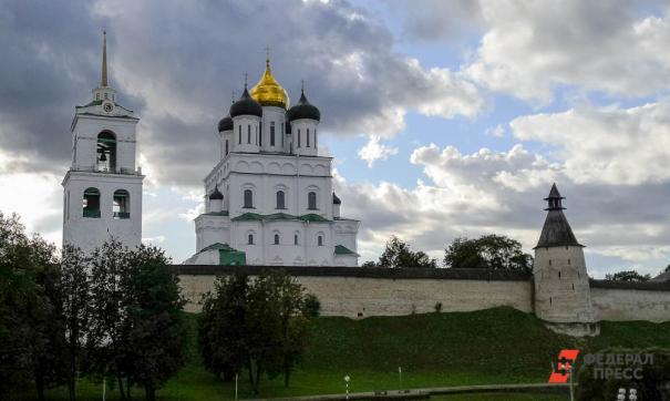 Глава СК по Псковской области лично встретился с семьей Перчиковых