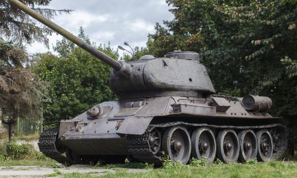 Российские военные откопали танк Т-34 на Голанских высотах