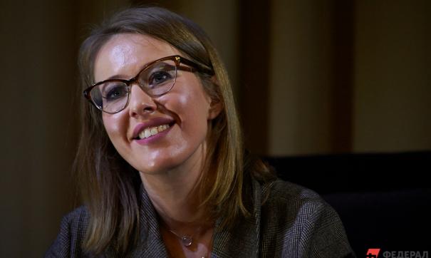 Ксения Собчак посоветовала Волочковой задуматься о стиле в одежде и предложила помощь стилиста