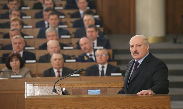 Незыгарь обвинил семью Лукашенко в отмывании денег арабских шейхов