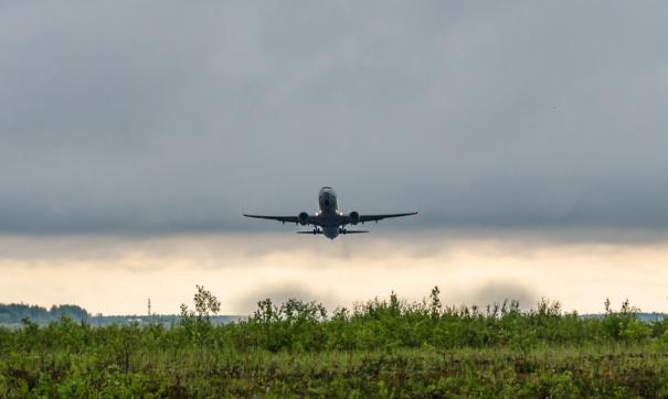 Самолет, направлявшийся из Сургута на Пхукет, экстренно сел в Красноярске