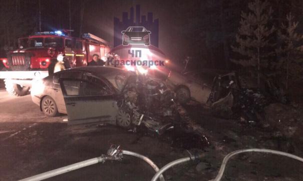 Очевидцы аварии утверждают, что трасса была сухая и не скользкая