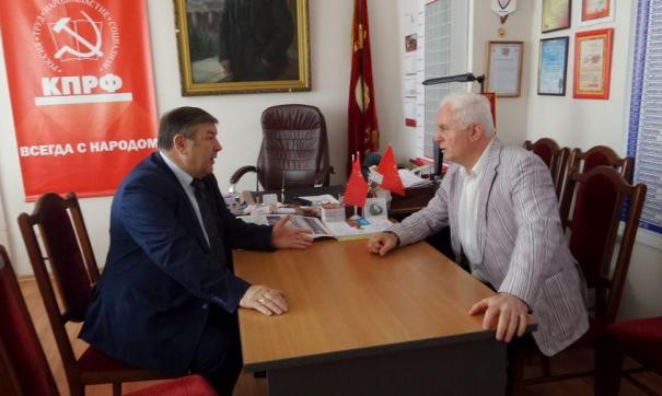 Медведев и Берулава на встрече в Красноярске в 2016 году