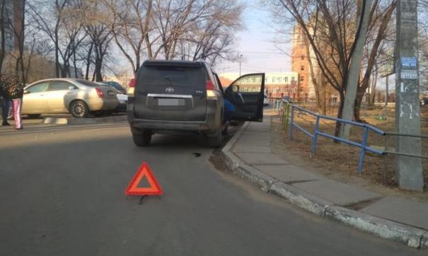 В Хабаровске водитель элитного внедорожника сбил пятилетнего ребенка