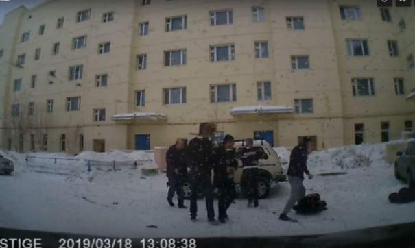 Драка в Надыме