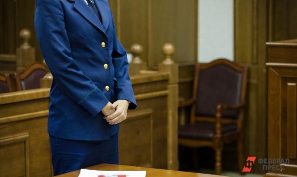 Задушивший годовалую дочь житель Карелии приговорен к 18 годам