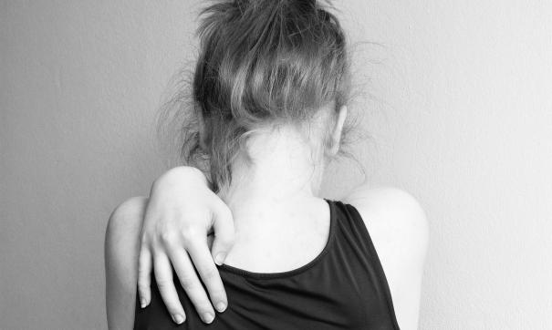 На зарезавшую 10-летнего таджика девочку завели уголовное дело