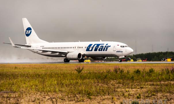 На борту задымившегося самолета UTair находились нефтяники