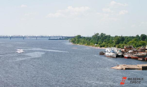 Река