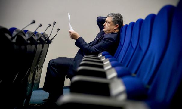 Страны «Большой семерки» призвали Порошенко передать полномочия Зеленскому