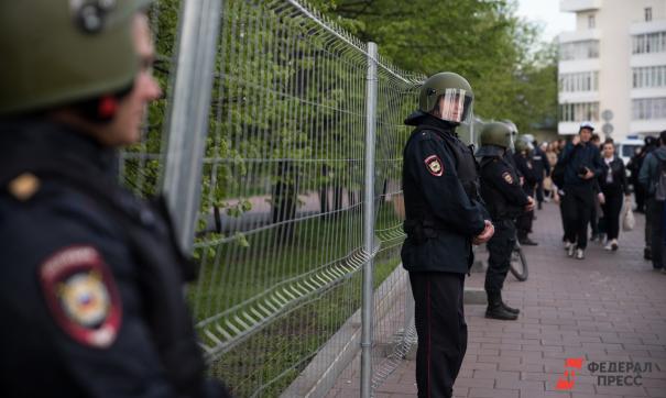В третий день митинга в Екатеринбурге задержали более 60 человек