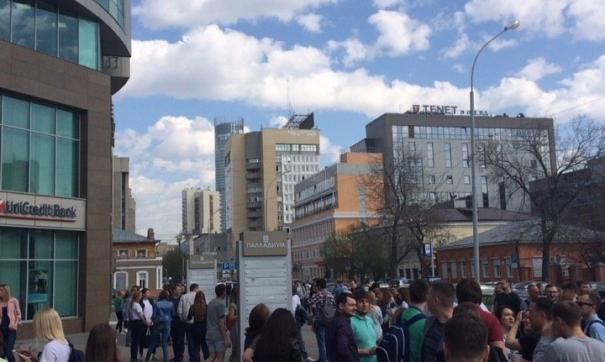 Информацию с сообщениями на электронную почту получили порядка 20 ТЦ и БЦ столицы Урала