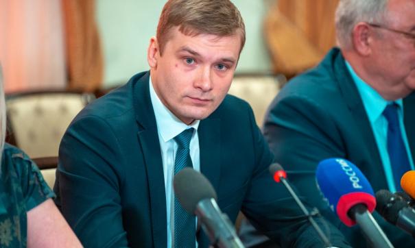 Валентину Коновалову предложено расстаться с многочисленными советниками