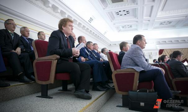 Владимир Елистратов отправлен на скамью запасных