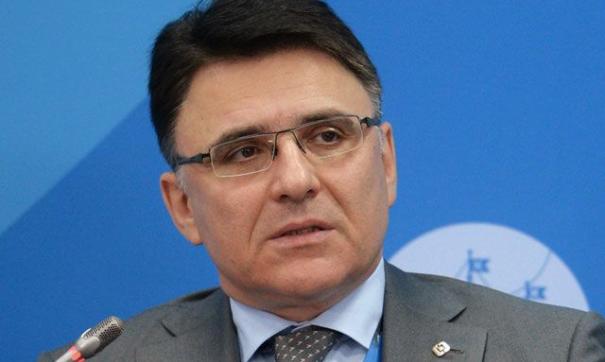 Александр Жаров