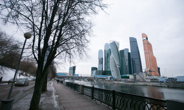Путин направил телеграмму Макрону