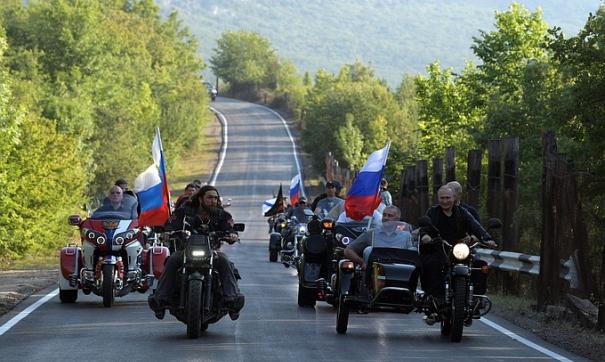 Торжественное открытие 10-го юбилейного слета байкеров клуба «Ночные волки».