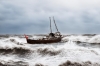 Более 90 человек погибли при крушении судна у берегов Мозамбика