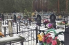 Жители Карелии бьют тревогу из-за затопленного кладбища: «Могилы уходят, кресты падают»