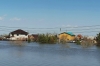 Река начала заливать огороды под Сургутом