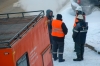 Из-за коммунальной аварии отключили отопление и провалилась машина под асфальт в Тюмени
