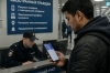 Мигрантов в России могут обязать использовать специальные телефоны с электронным профилем