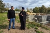 По инициативе депутата Думы Иркутска в округе строят храм и обновляют помещение Совета ветеранов