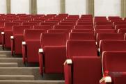 «Кинотеатры могут разориться куда быстрее театров». Эксперт об открытии сферы развлечений