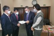 Корея передала гуманитарную помощь для иркутских медиков