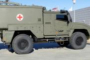 Кузбасским военным доставили новые бронеавтомобили для раненых