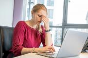 «Начальники кричат на всех»: психолог назвал способы уберечься от стресса на работе