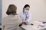 Россиянам рекомендовали сдать тест на коронавирус перед Новым годом