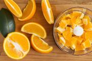 Почему чай с лимоном бесполезен при простуде: диетолог развеяла мифы о цитрусовых