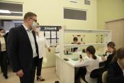 В Челябинске досрочно открыли новую школу на 1100 мест