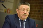 Депутаты попросили Куйвашева уволить ветерана свердловской политики