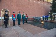 В Александровском саду прошла торжественная церемония профилактики Вечного огня